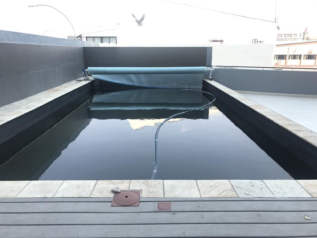 Apartment 64 At 77 On Independence Ave Уиндхоек Екстериор снимка