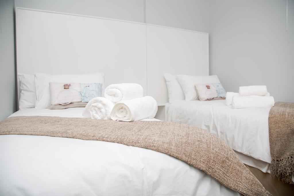 Apartment 64 At 77 On Independence Ave Уиндхоек Екстериор снимка